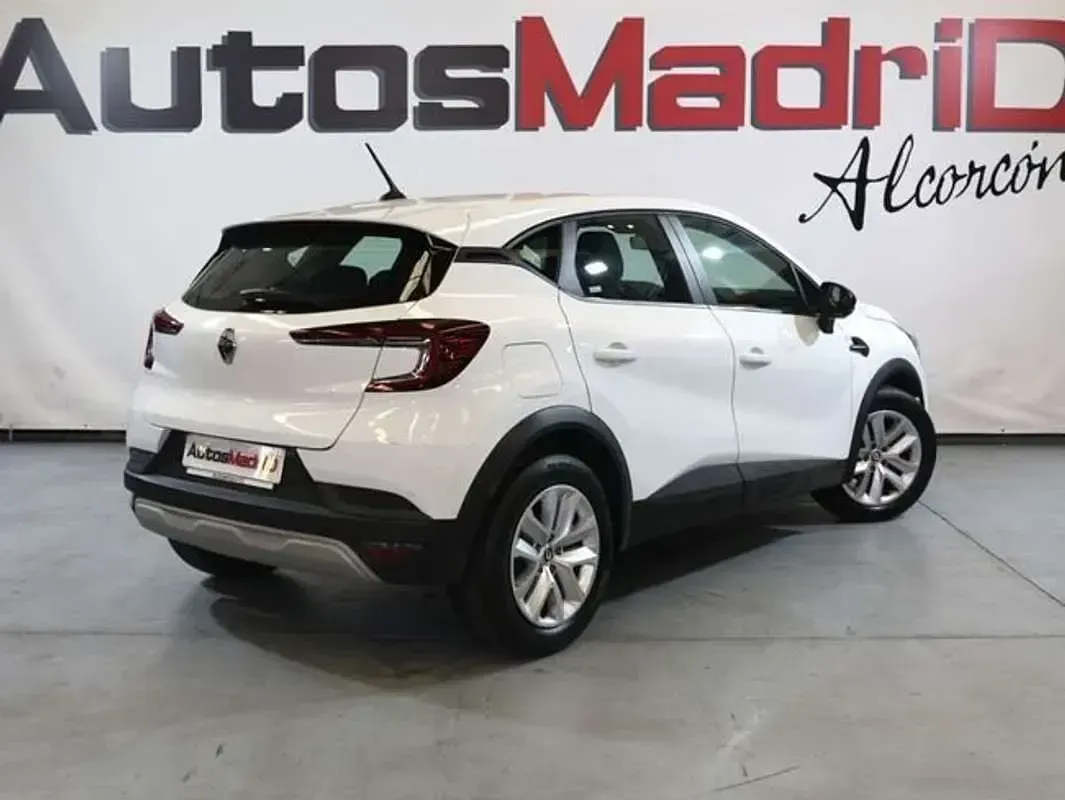 Usado Renault Captur Intens 101 CV (74 kW) 2022 Blanco SUV