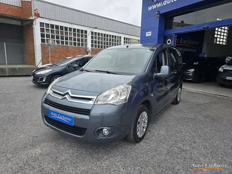 Usado Citroën Berlingo 75 CV (55 kW) 2010 Gris / plata Monovolumen