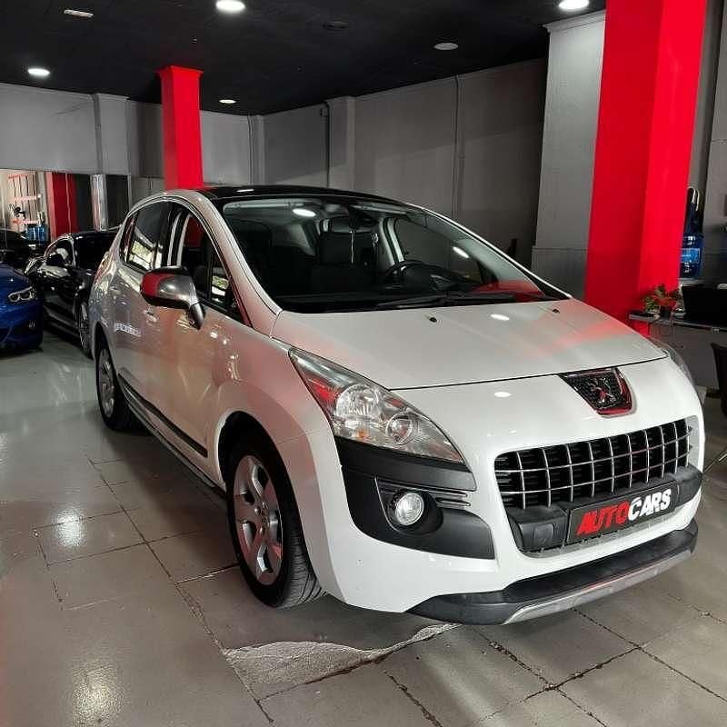 Usado Peugeot 3008 Allure 156 CV (114 kW) 2011 Blanco Monovolumen