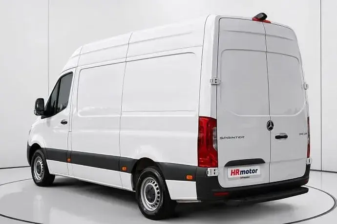 Usado Mercedes Sprinter 150 CV (110 kW) 2023 Van