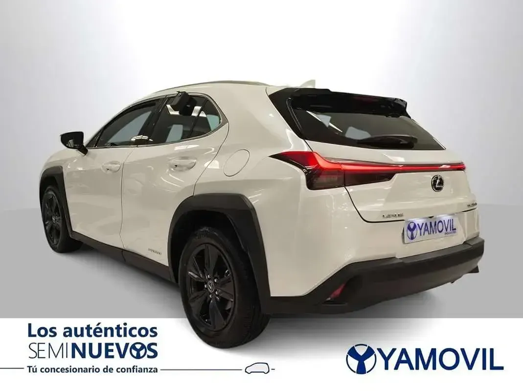 Usado Lexus UX 250h Business Edition 2022 Blanco SUV