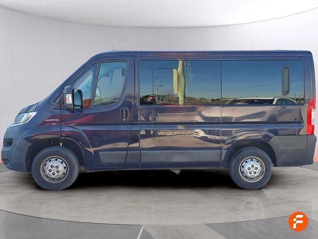 Usado Fiat Ducato 150 CV (110 kW) 2018 Azul Van