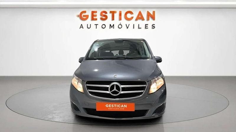 Usado Mercedes V250 190 CV (139 kW) 2019 Gris Monovolumen