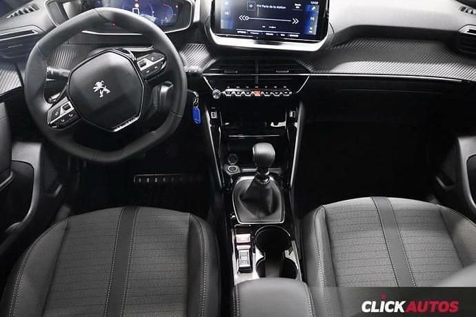 Usado Peugeot 2008 Allure 100 CV (73 kW) 2023 Negro SUV