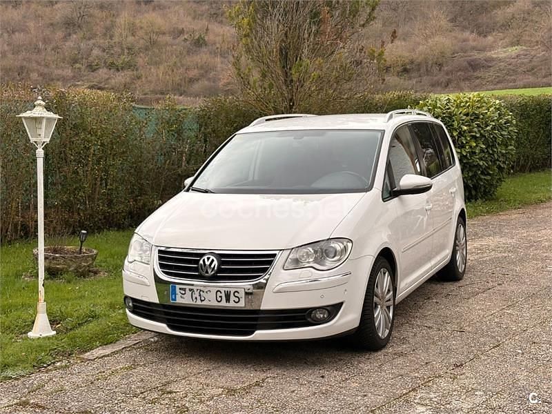Usado VW Touran Sport 170 CV (125 kW) 2010 Blanco Monovolumen