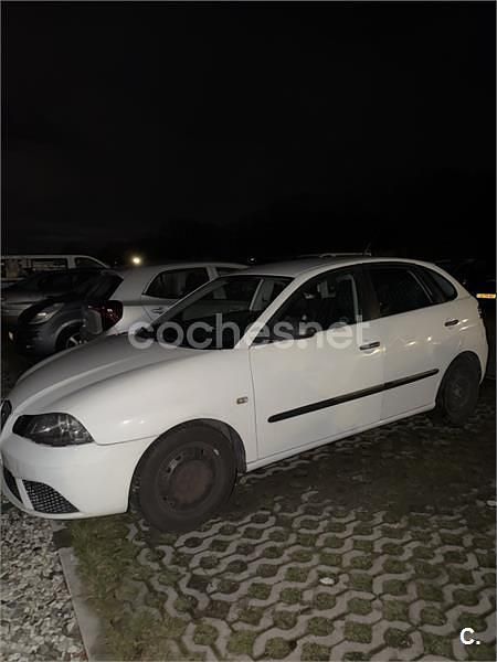 Blanco Usado 2008 Seat Ibiza Reference Berlina | 3700 € (Precio justo) - Imagen 1/4