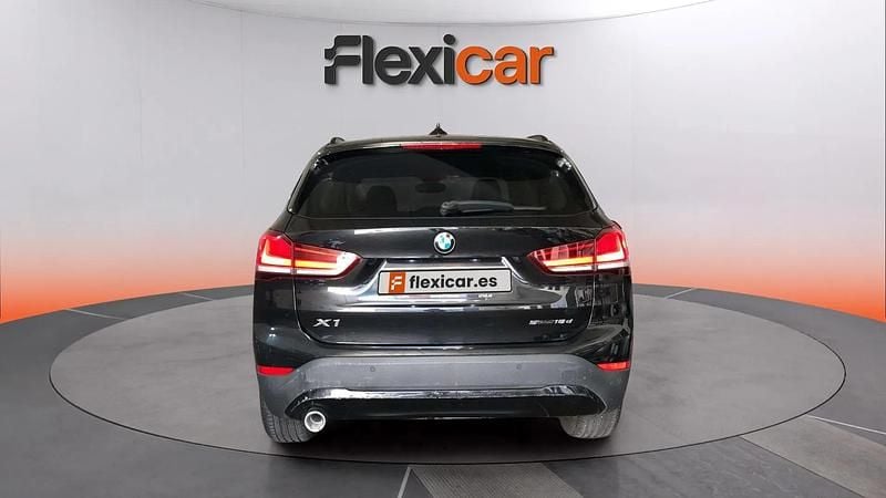 Usado BMW X1 116 CV (85 kW) 2021 Negro SUV