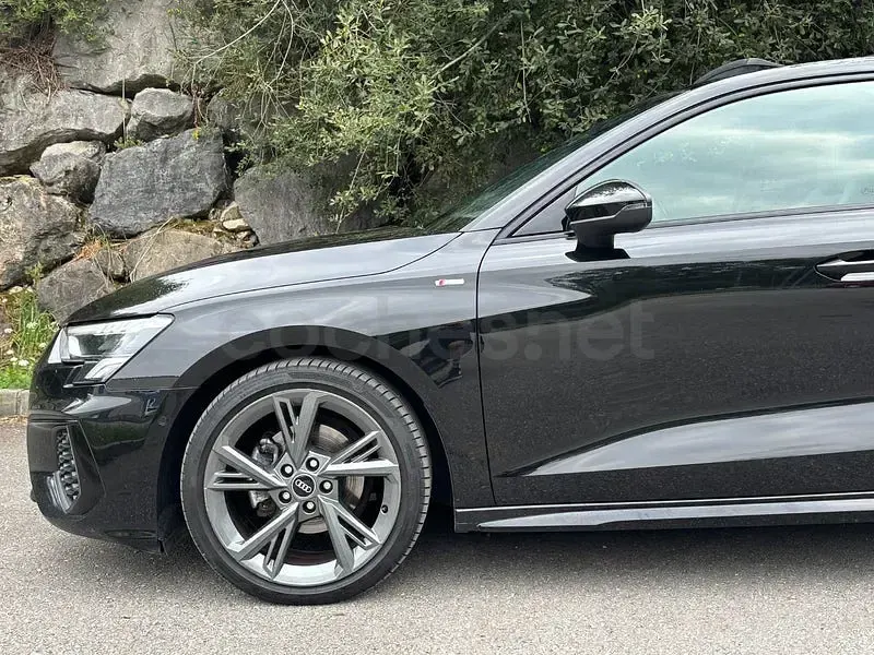 Usado Audi A3 S-Line 150 CV (110 kW) 2021 Negro Berlina