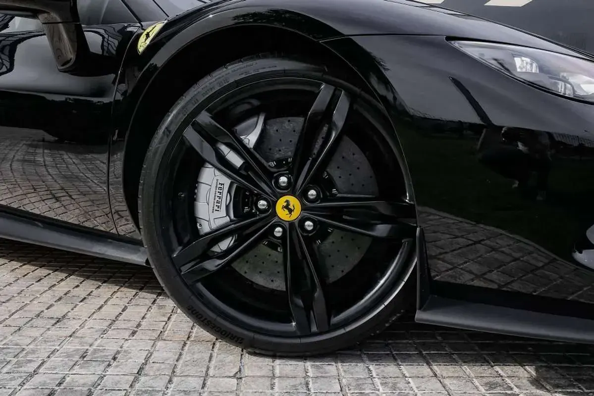 Usado Ferrari 296 831 CV (611 kW) 2022 Negro Coupe
