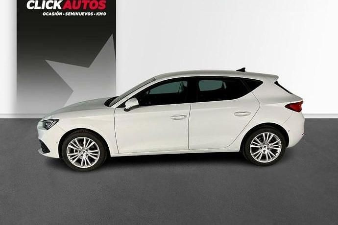 Usado Seat Leon Style 150 CV (110 kW) 2024 Blanco