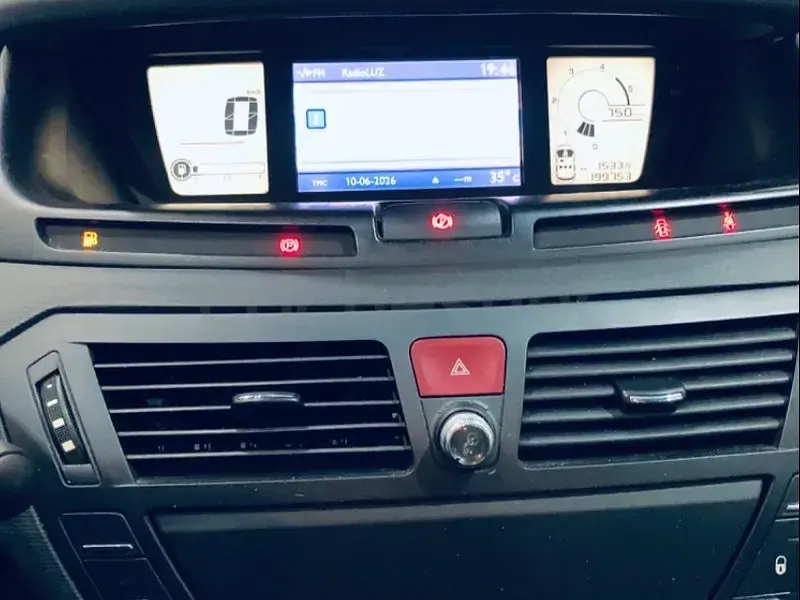 Usado Citroën C4 Picasso 112 CV (82 kW) 2010 Gris / plata Monovolumen
