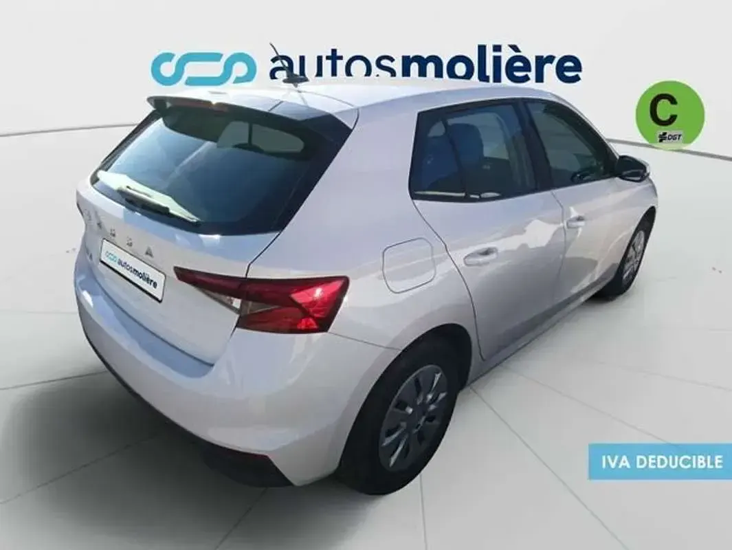 Usado Skoda Fabia Active 75 CV (55 kW) 2023 Blanco Utilitario