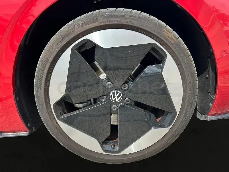 Begagnad VW ID.3 Pro 150 kW (204 HK) 2024 Eléctrico Halvkombi