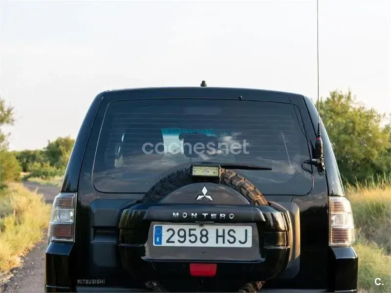 Usado Mitsubishi Montero Spirit 200 CV (147 kW) 2013 Negro SUV