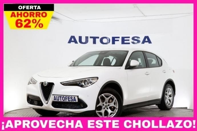 Blanco Usado 2018 Alfa Romeo Stelvio Super SUV | 21.850 € (Un poco caro) - Imagen 1/4