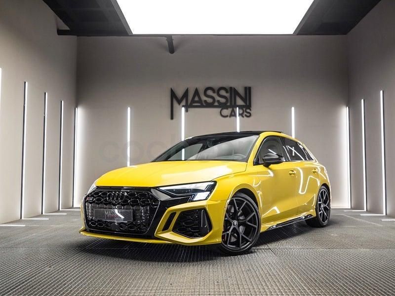 Usado Audi RS3 400 CV (294 kW) 2022 Amarillo Berlina