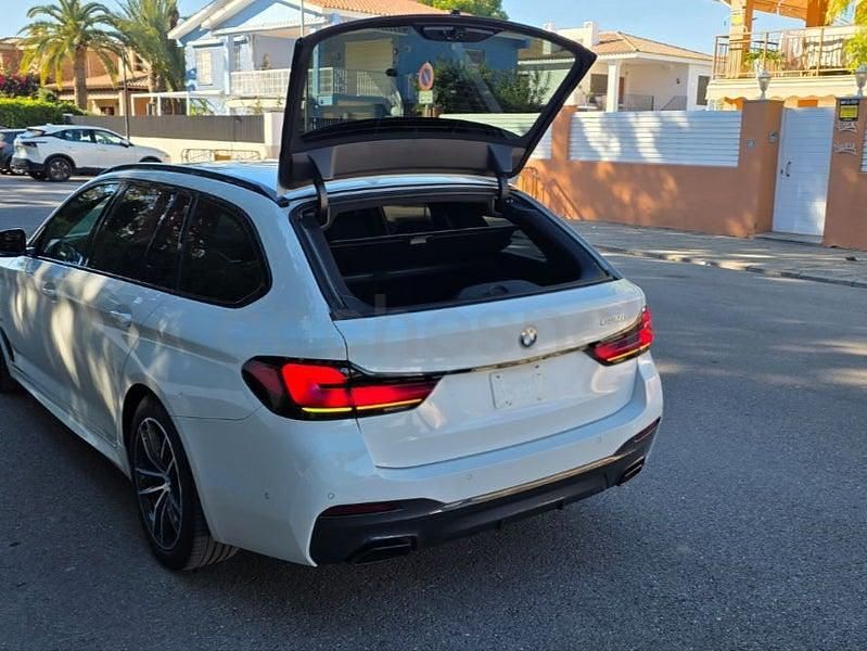 Usado BMW 530e 292 CV (214 kW) 2021 Blanco Familiar
