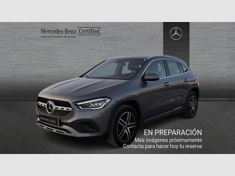 Gris / plateado Usado 2022 Mercedes GLA200 Progressive SUV | 33.990 € (Precio justo) - Imagen 1/4