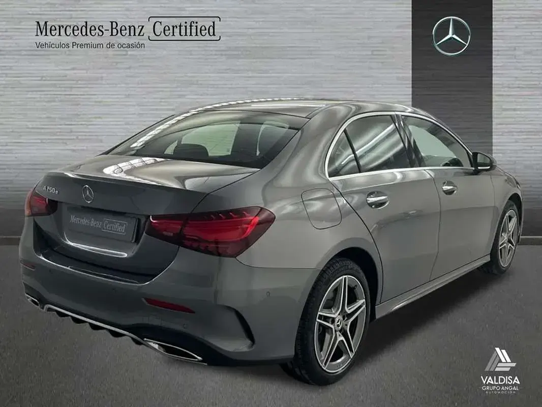 Usado Mercedes A250 163 CV (119 kW) 2024 Berlina