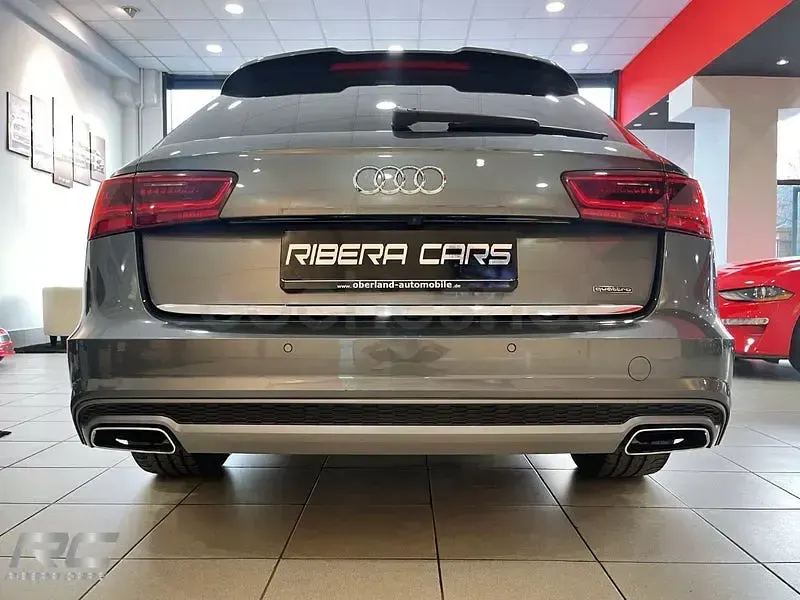 Usado Audi A6 S-Line 272 CV (200 kW) 2017 Gris / plata Familiar