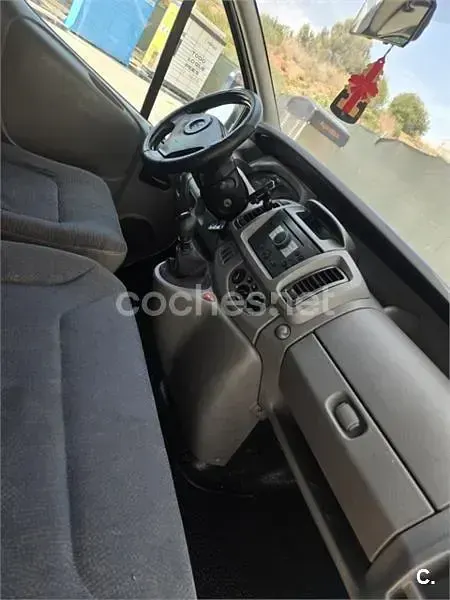 Usado Nissan Primastar 150 CV (110 kW) 2021 Blanco Monovolumen