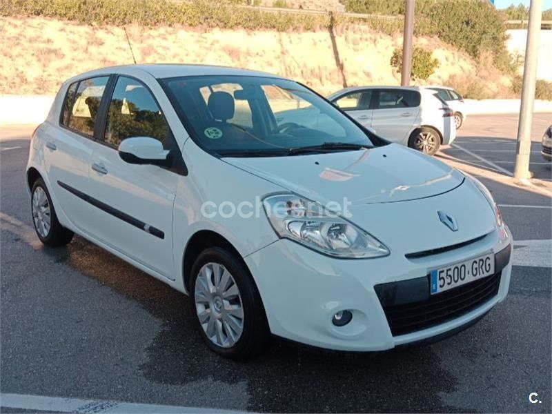 Usado Renault Clio II Exception 85 CV (62 kW) 2009 Blanco Berlina