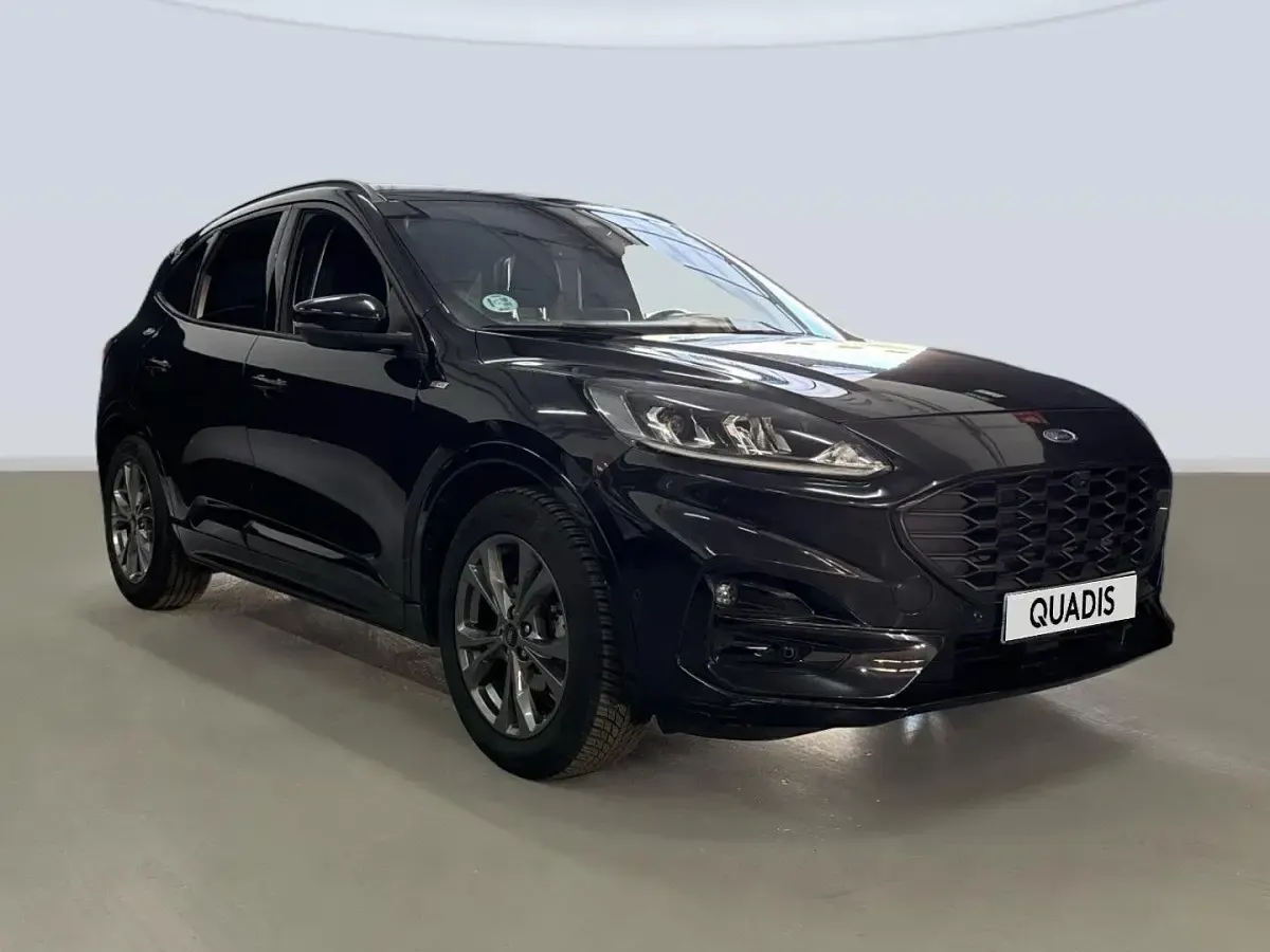 Usado Ford Kuga ST-Line 120 CV (88 kW) 2022 Negro SUV