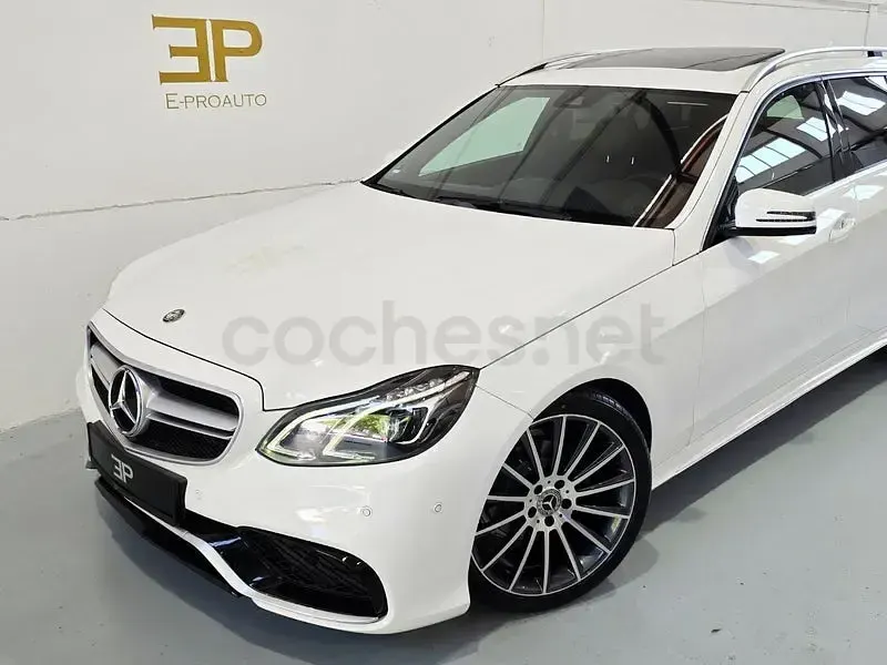 Usado Mercedes E200 Avantgarde 136 CV (100 kW) 2014 Blanco Familiar