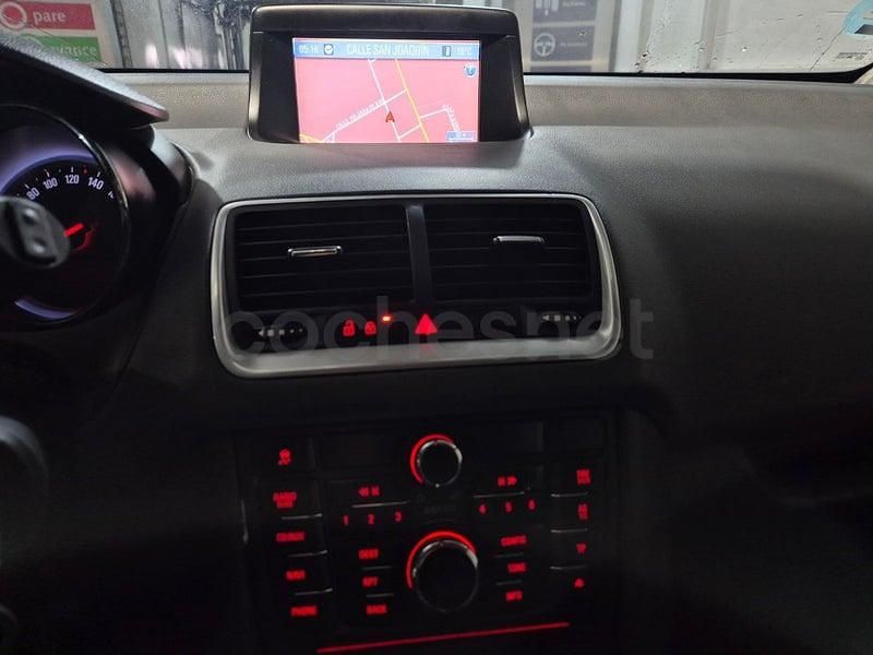 Usado Opel Meriva Excellence 120 CV (88 kW) 2012 Blanco Monovolumen