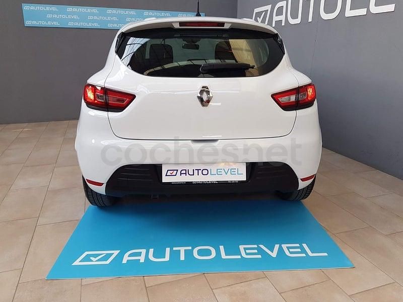 Begagnad Renault Clio IV Business 75 HK (55 kW) 2018 Vit Sedan