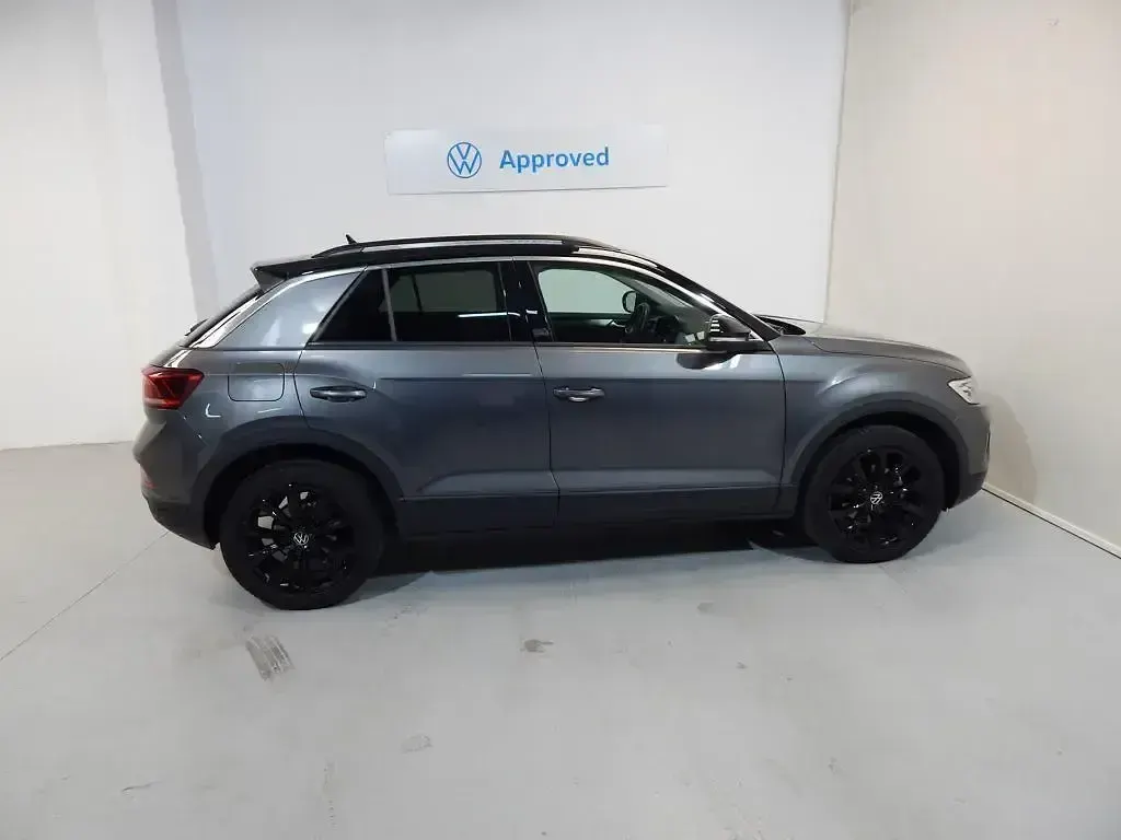 Usado VW T-Roc 150 CV (110 kW) 2023 Gris SUV