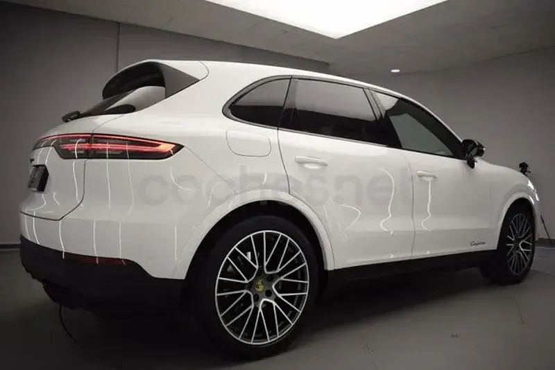 Usado Porsche Cayenne Platinum Edition 340 CV (250 kW) 2022 Blanco SUV