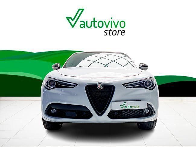 Usado Alfa Romeo Stelvio Veloce 210 CV (154 kW) 2023 Blanco SUV
