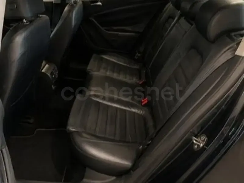 Usado VW Passat Highline 140 CV (102 kW) 2009 Azul Berlina