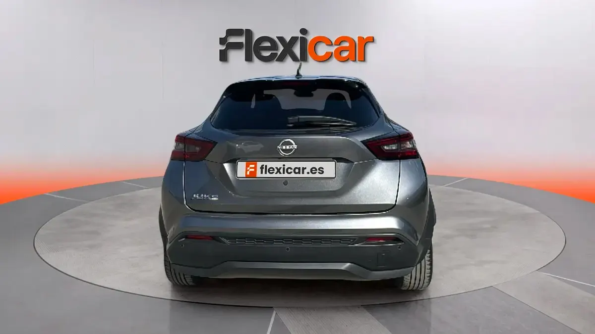 Usado Nissan Juke N-Connecta 114 CV (83 kW) 2024 Gris SUV
