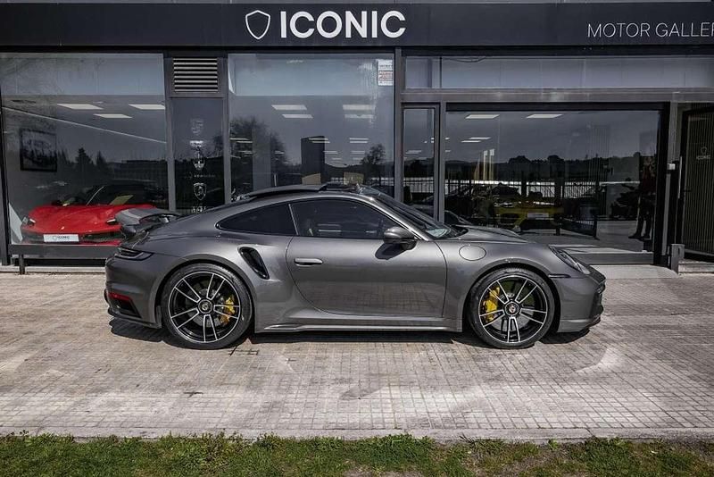 Usado Porsche 992 650 CV (478 kW) 2021 Gris Coupe