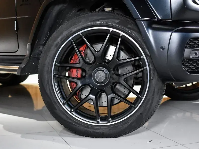 Usado Mercedes G63 AMG 585 CV (430 kW) 2023 Negro SUV