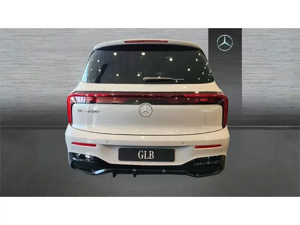Nuevo Mercedes GLB250 200 kW (272 CV) 2026 Gris SUV