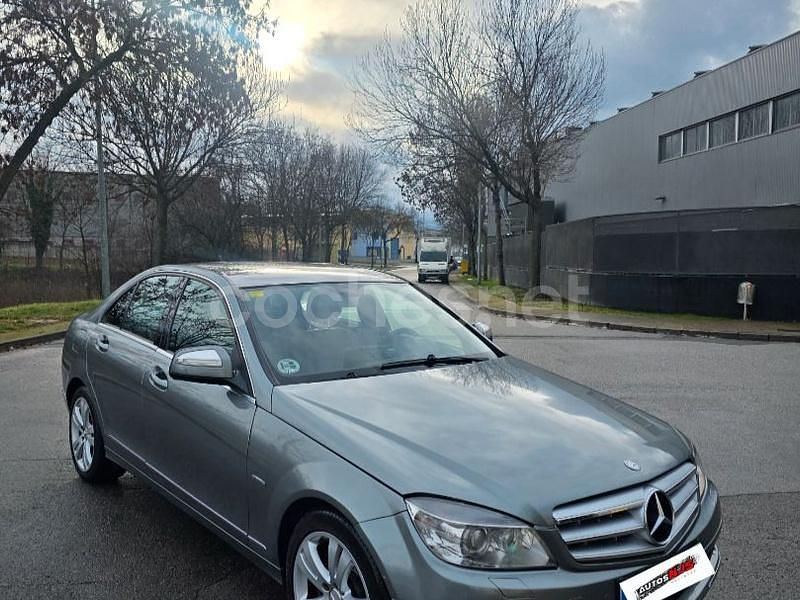 Usado Mercedes C320 Avantgarde 224 CV (164 kW) 2008 Gris / plata Berlina