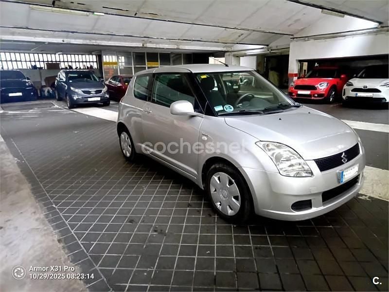 Gris / plata Usado 2008 Suzuki Swift GL Berlina | 4700 € (Precio justo) - Imagen 1/4