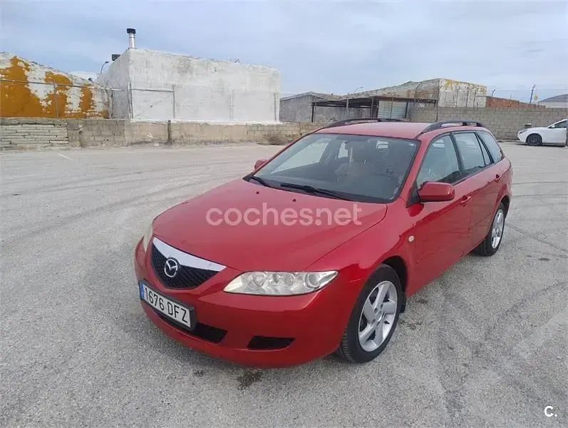 Usado Mazda 6 Active 136 CV (100 kW) 2005 Rojo Familiar