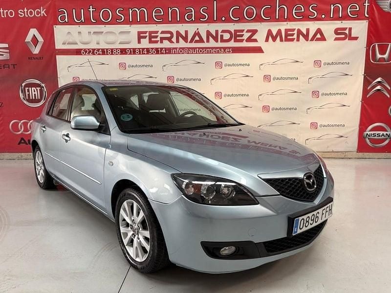 Usado Mazda 3 Active 105 HP (77 kW) 2006 Azul Sedan