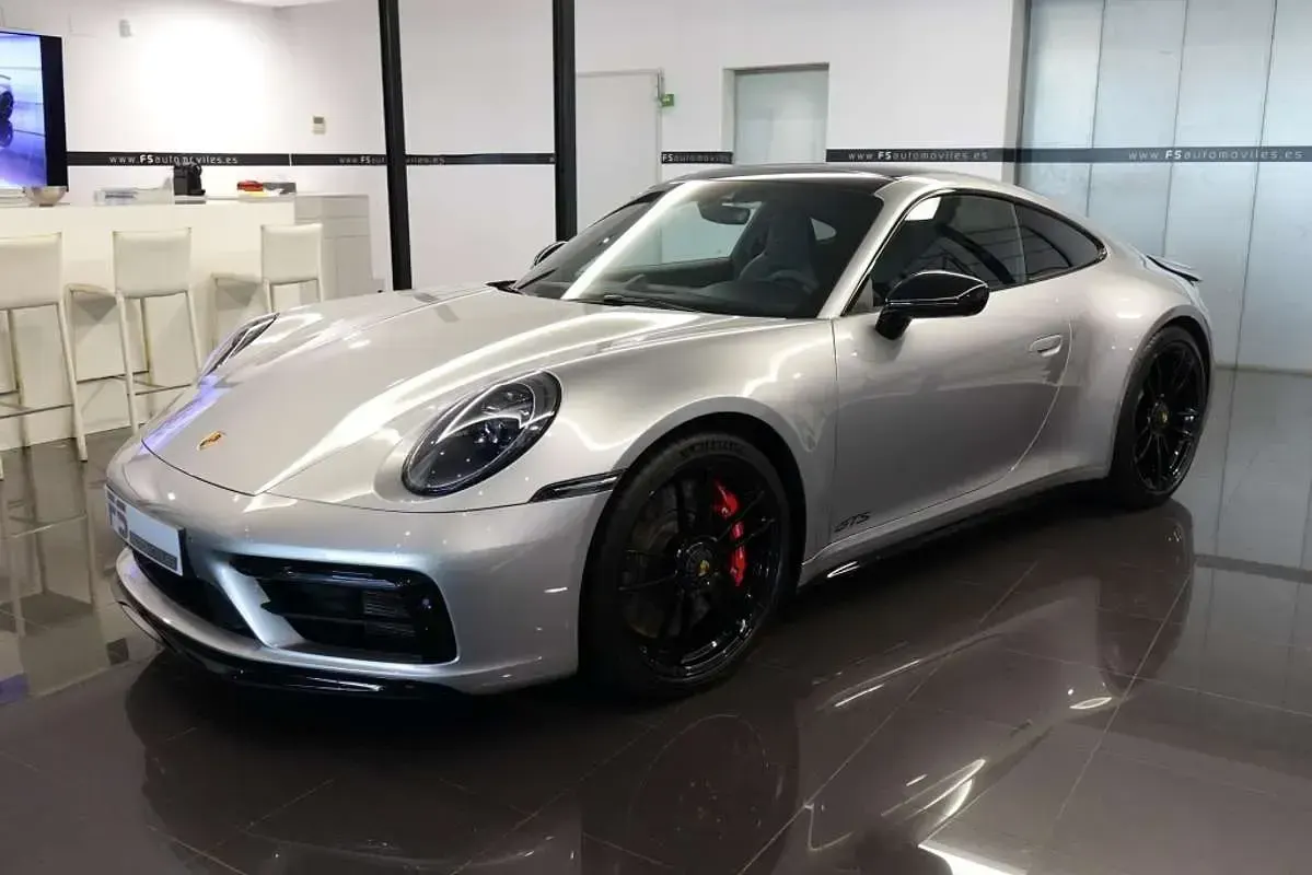 Usado Porsche 911 Carrera GTS 480 CV (353 kW) 2022 Plateado Coupe