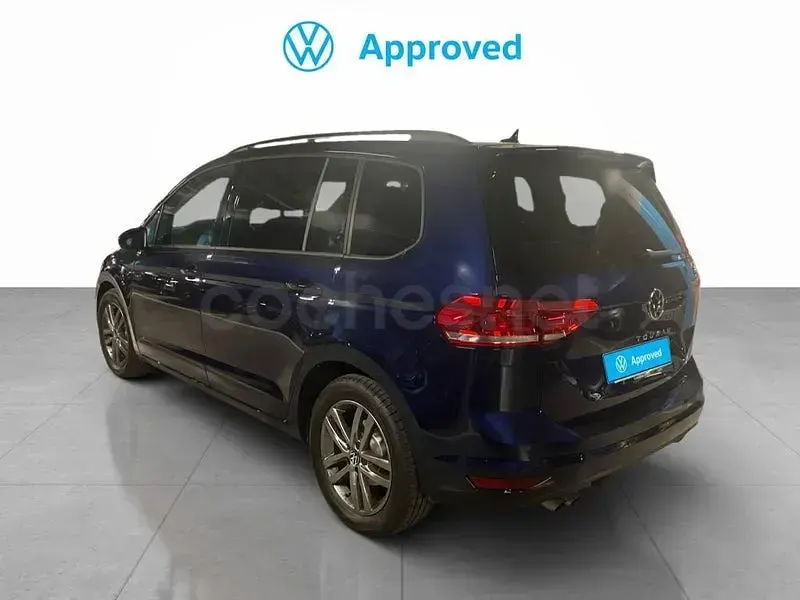 Usado VW Touran 150 CV (110 kW) 2025 Azul Monovolumen