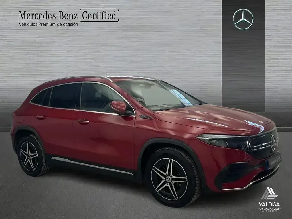 Usado Mercedes EQB250 AMG line 139 kW (190 CV) 2022 Rojo SUV