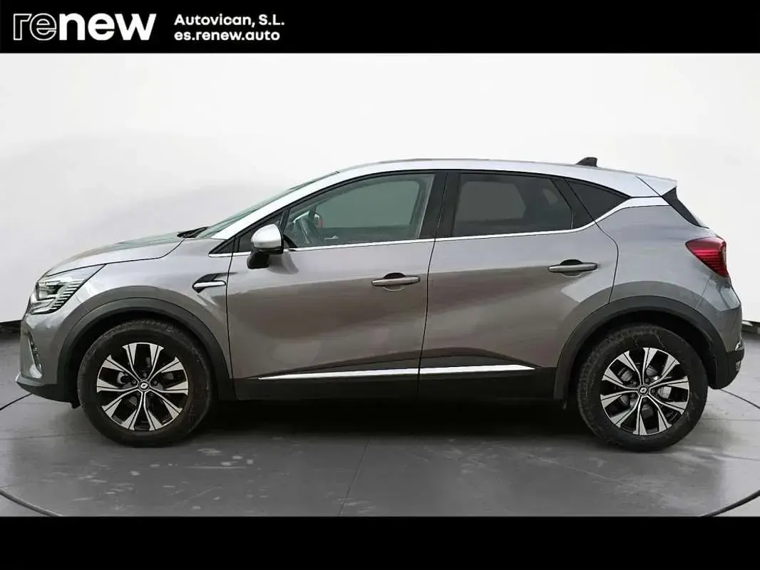 Usado Renault Captur Techno 140 CV (102 kW) 2022 Gris SUV