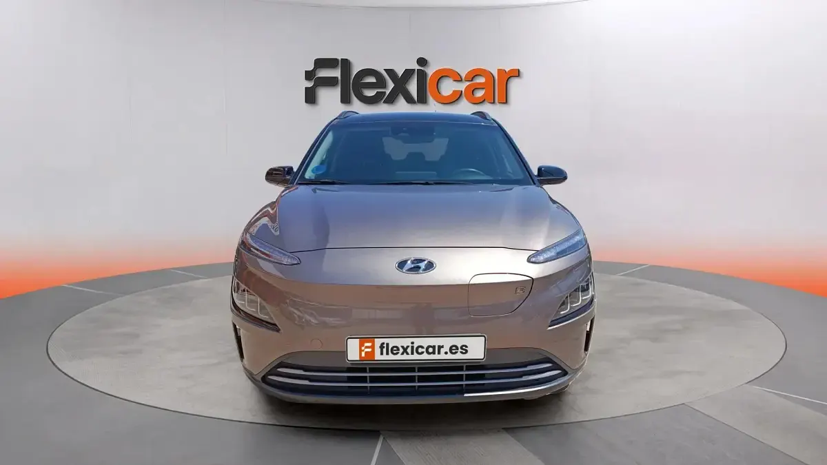 Usado Hyundai Kona 100 kW (136 CV) 2023 Marrón SUV