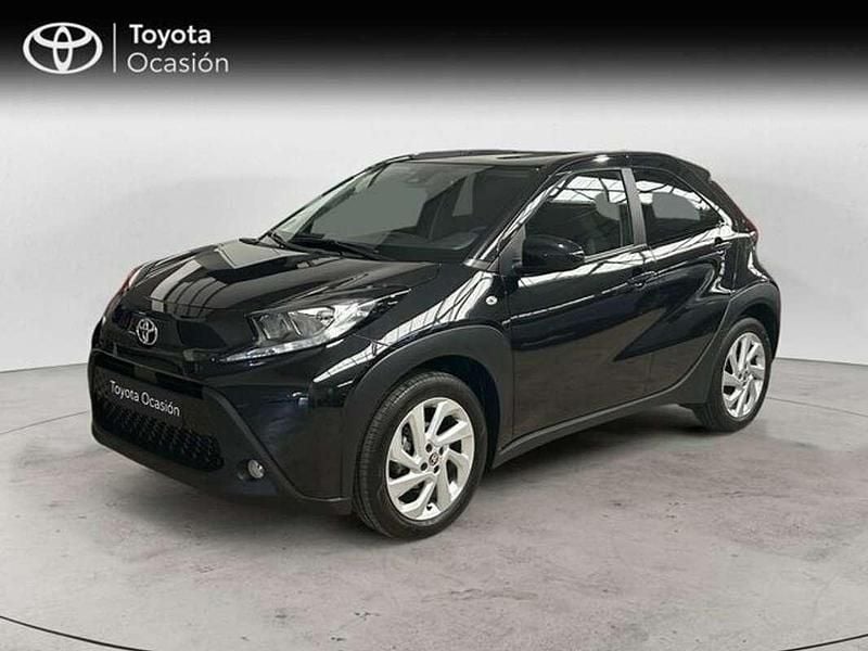 Negro Usado 2023 Toyota Platz Play Utilitario | 15.750 € - Imagen 1/4