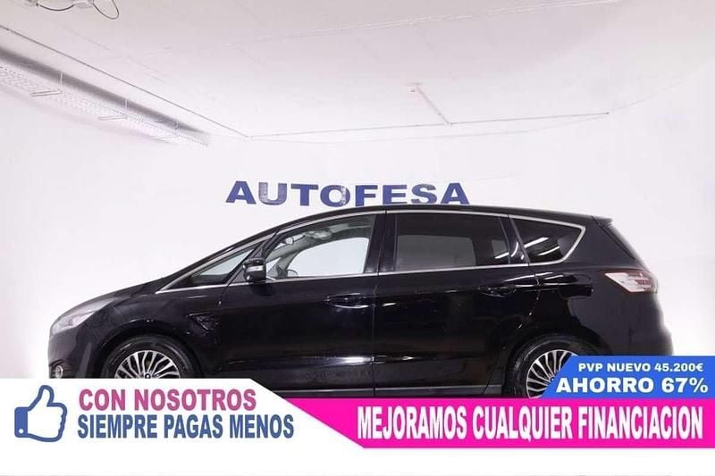 Usado Ford S-MAX Titanium 150 CV (110 kW) 2019 Negro Monovolumen