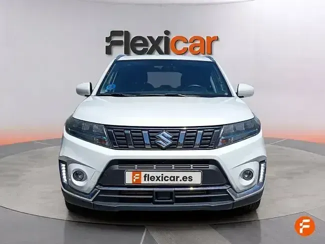 Usado Suzuki Vitara 129 CV (94 kW) 2023 Beige SUV